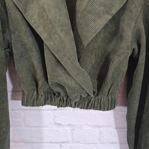 M Shein Dark Olive Green Statement Collar Corduroy Crop Top Size S Long Sleeve - Picture 3 of 9
